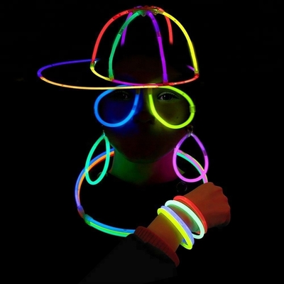 Party Favoriet Glow Stick Armbanden Verschillende kleuren voor Halloween Decoratie Spanning