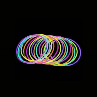 2022 Party Favor Glow Stick halsketting met verschillende kleuren en niet-radioactieve formule