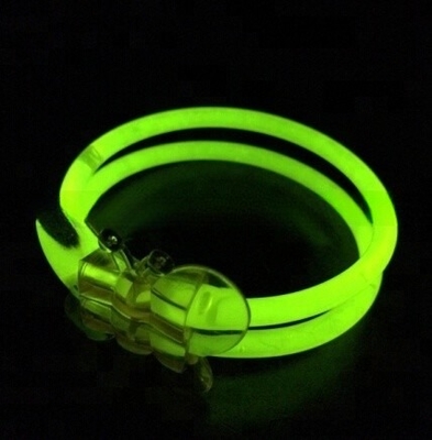 Halloween-voorzieningen Kleurrijke vlinder gloeiende stok armbanden voor bar gelegenheid 5 * 200mm